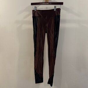 Koral burgundy and black shiny Leggings
